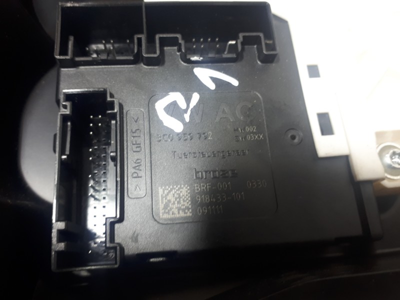 Recambio de elevalunas delantero derecho para seat leon (1p1) comfort limited referencia OEM IAM 1P0837402M 3C095979 