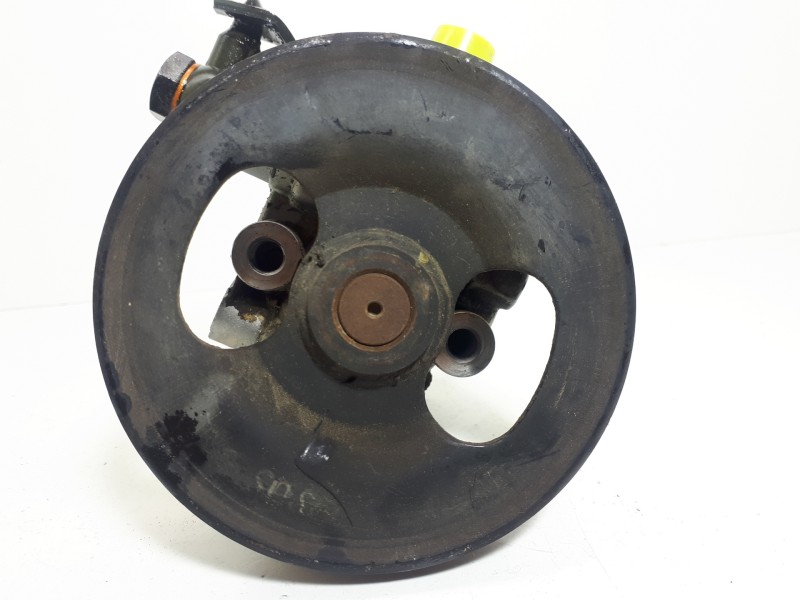 Recambio de bomba direccion para kia carnival ii 2.5 v6 ex referencia OEM IAM   