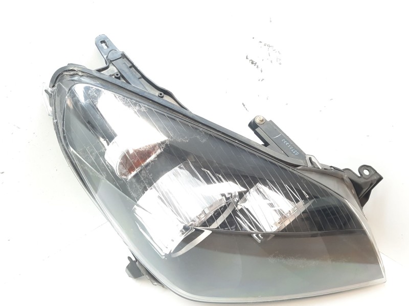 Recambio de faro derecho para opel astra h ber. cosmo referencia OEM IAM 1216660  