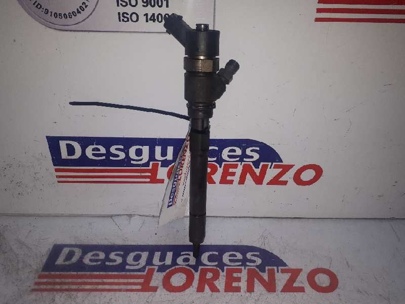 Recambio de inyector para kia carens (un) emotion referencia OEM IAM 3380027400 0445110258 