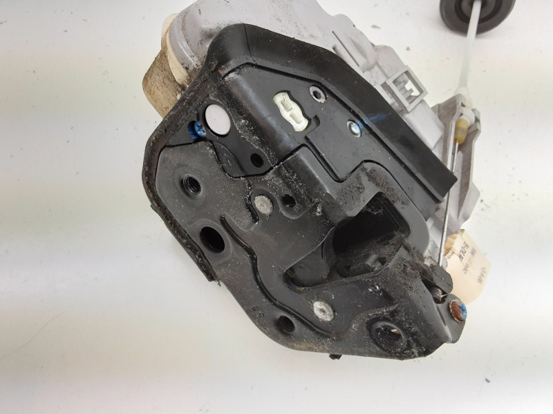 Recambio de cerradura puerta delantera izquierda para audi a3 (8p) 2.0 tdi ambiente referencia OEM IAM 4F1837015E  