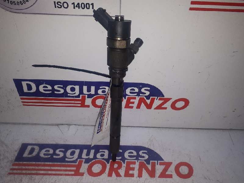 Recambio de inyector para kia carens (un) emotion referencia OEM IAM 3380027400 0445110258 