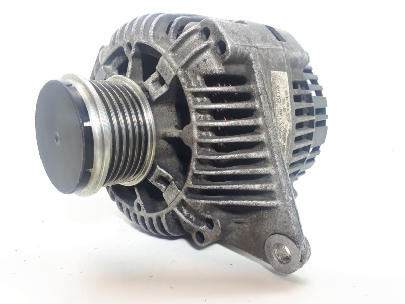 Recambio de alternador para renault megane i fase 2 classic (la..) 1.9 dci dynamique referencia OEM IAM 7700431943 A13VI252 80A