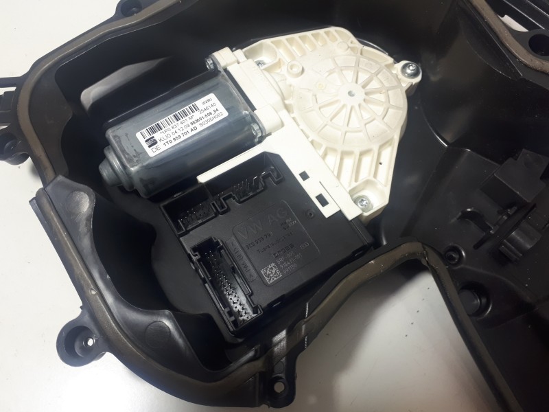 Recambio de elevalunas delantero izquierdo para seat leon (1p1) comfort limited referencia OEM IAM 1P0837401M 3C0959793 