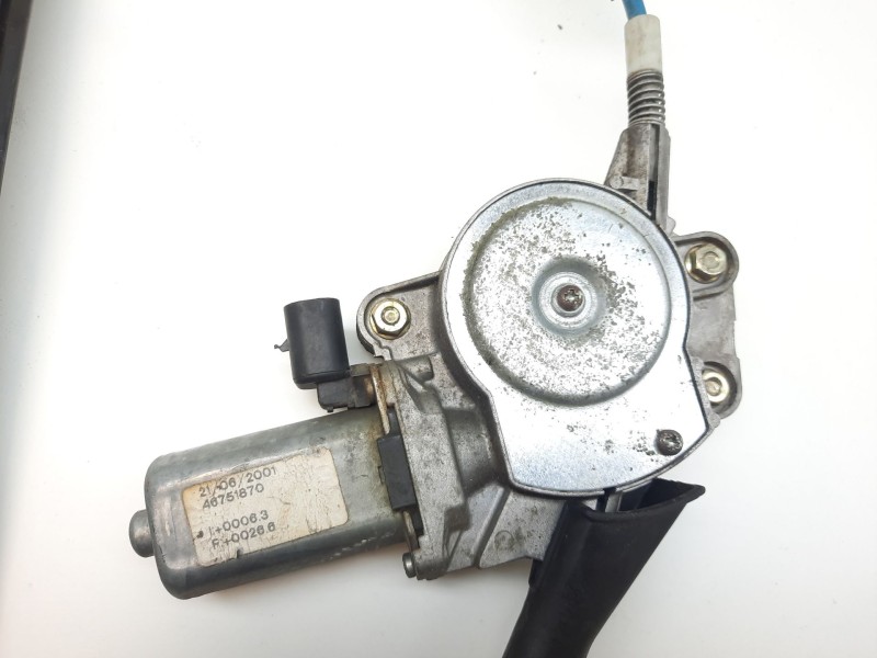 Recambio de elevalunas delantero derecho para alfa romeo 147 (190) 1.9 jtd cat referencia OEM IAM  31162 