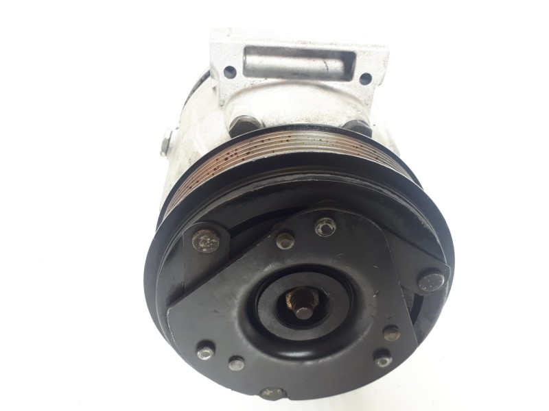 Recambio de compresor aire acondicionado para renault megane i fase 2 classic (la..) 1.9 dci dynamique referencia OEM IAM 770010