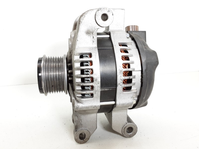 Recambio de alternador para lexus is200 (ds2/is2) 220d referencia OEM IAM LRA03161  