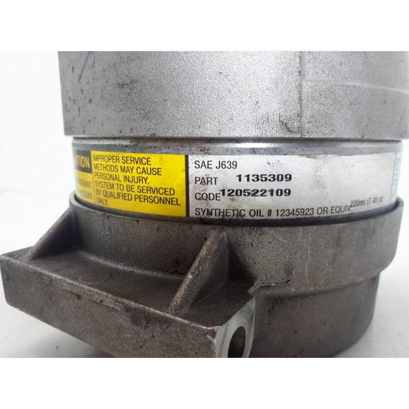 Recambio de compresor aire acondicionado para renault megane i fase 2 classic (la..) 1.9 dci dynamique referencia OEM IAM 770010