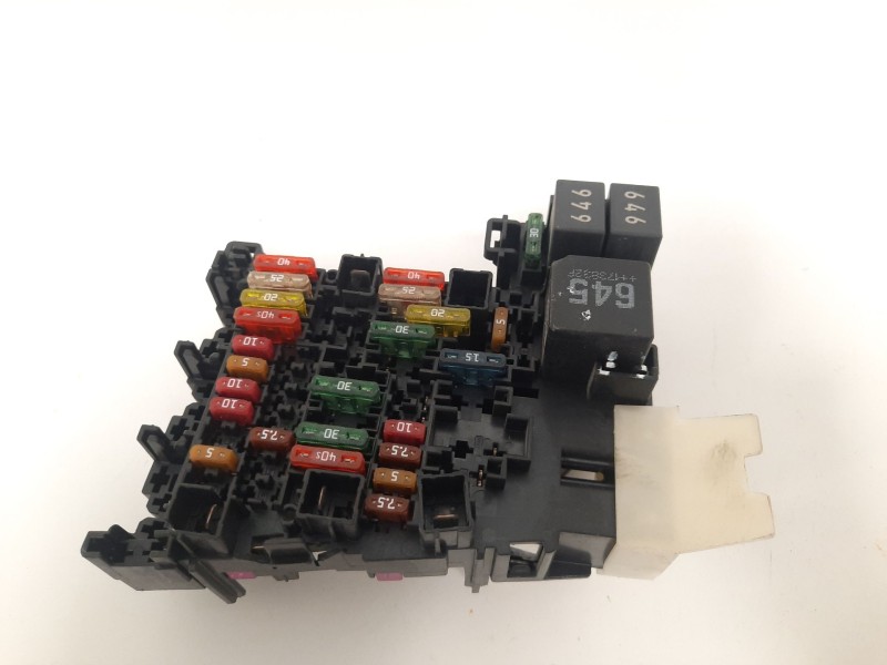 Recambio de caja reles / fusibles para volkswagen golf vii variant (bv5) advance bmt referencia OEM IAM 5Q0937615C  VWPE904184