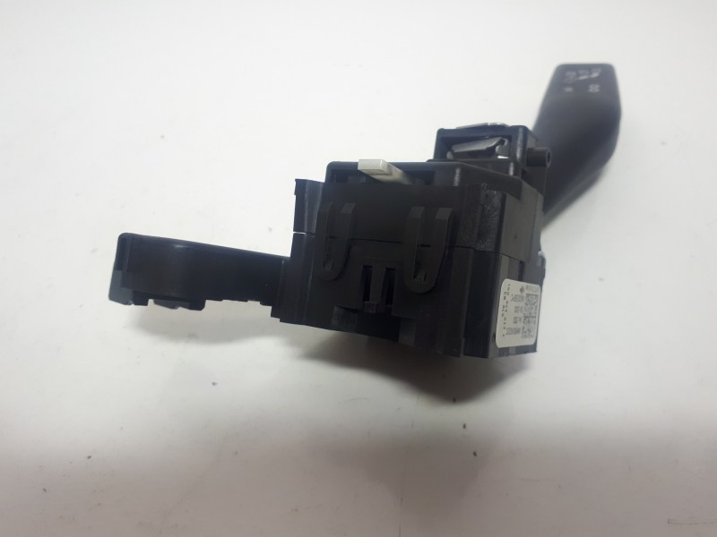 Recambio de mando intermitentes para seat leon (1p1) comfort limited referencia OEM IAM 1K0953513E ANP80H12C 