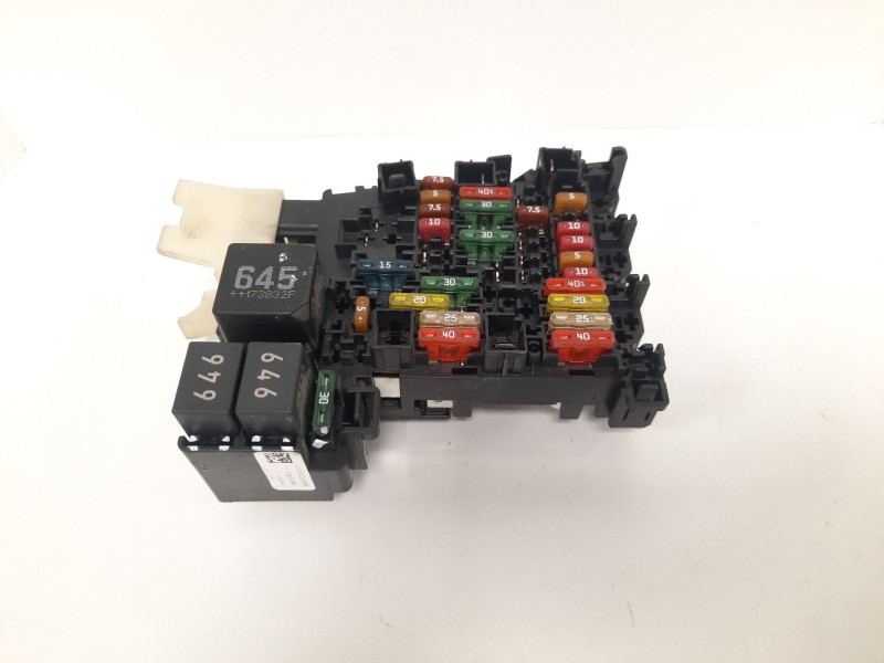 Recambio de caja reles / fusibles para volkswagen golf vii variant (bv5) advance bmt referencia OEM IAM 5Q0937615C  VWPE904184