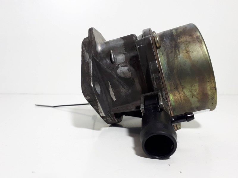 Recambio de depresor freno / bomba vacio para renault megane ii berlina 5p confort authentique referencia OEM IAM 8200322916  