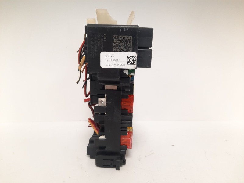 Recambio de caja reles / fusibles para volkswagen golf vii variant (bv5) advance bmt referencia OEM IAM 5Q0937615C  VWPE904184