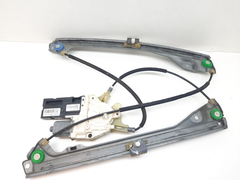 Recambio de elevalunas delantero izquierdo para renault laguna iii expression referencia OEM IAM KH5AGL59 988571102 807310002R