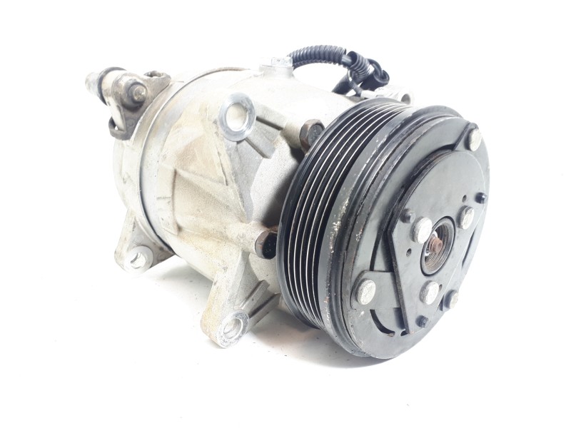 Recambio de compresor aire acondicionado para citroën c5 berlina 2.0 hdi magic referencia OEM IAM   