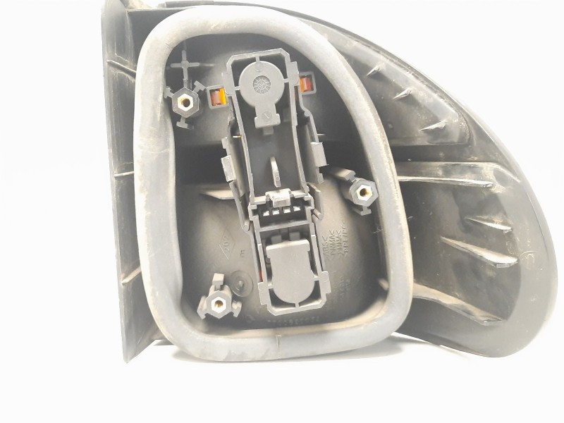 Recambio de piloto trasero izquierdo para renault laguna (b56) referencia OEM IAM  15354 