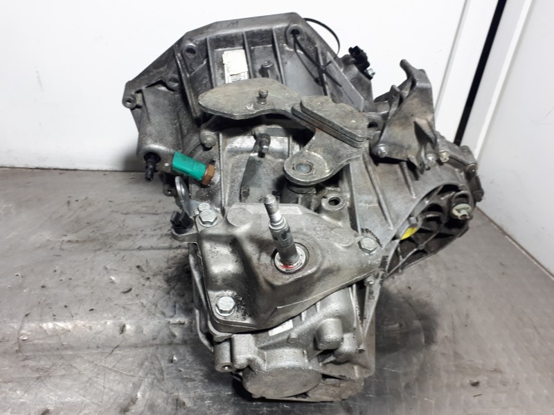 Recambio de caja cambios para renault megane ii berlina 3p confort authentique referencia OEM IAM TL4A001  