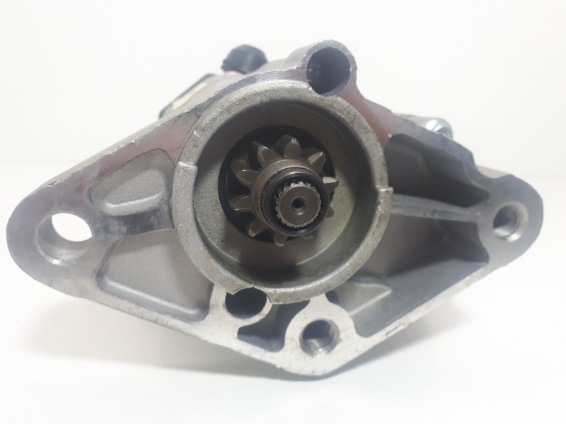 Recambio de motor arranque para kia carnival ii 2.5 v6 ex referencia OEM IAM   