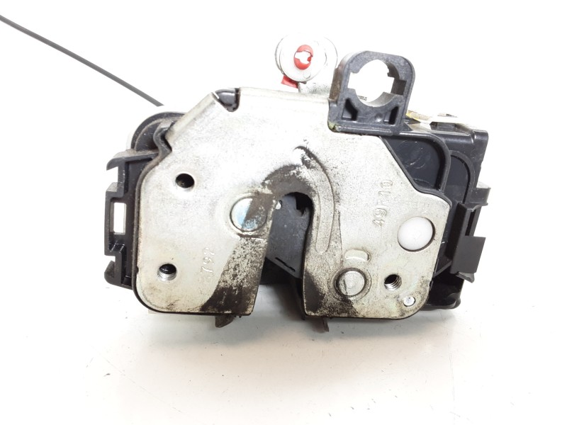 Recambio de cerradura puerta delantera derecha para fiat 500 referencia OEM IAM 51827593  