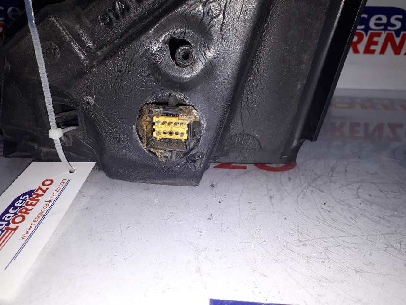 Recambio de retrovisor derecho para renault megane ii berlina 3p confort authentique referencia OEM IAM   
