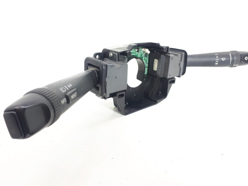 Recambio de mando limpia para volvo s60 berlina 2.4 d referencia OEM IAM 30658653  