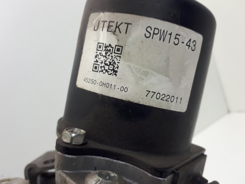 Recambio de bomba direccion para toyota aygo (kgb/wnb) city referencia OEM IAM 452500H01100 1608000252 04J125667