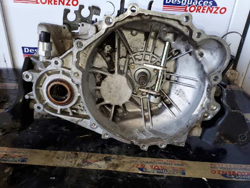 Recambio de caja cambios para hyundai elantra (xd) 2.0 crdi gls (4-ptas.) referencia OEM IAM L1D  