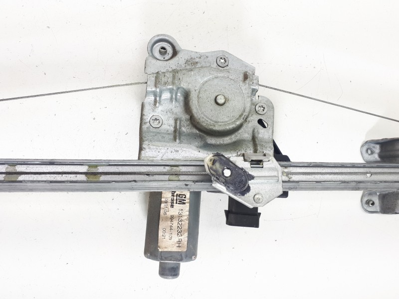 Recambio de elevalunas trasero derecho para opel zafira b cosmo referencia OEM IAM 13132232RH 994744101 