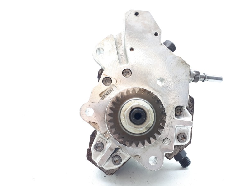 Recambio de bomba inyeccion para renault espace iv (jk0) family plus referencia OEM IAM 8200803375A H8200385478 0445010099