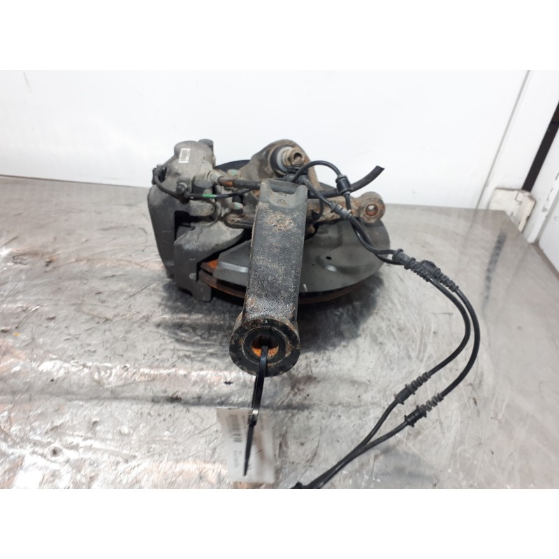 Recambio de mangueta delantera derecha para mercedes-benz clase r (w251) 320 cdi (251.022) referencia OEM IAM 060645C2  