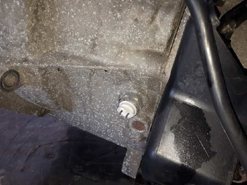 Recambio de caja cambios para ford fiesta (cbk) ambiente referencia OEM IAM 2N1R7002CB T6TC1 