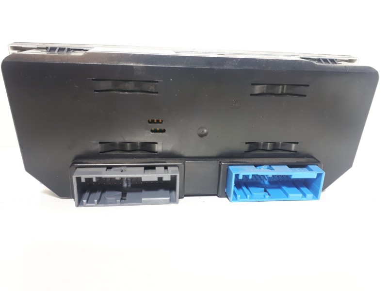 Recambio de mando climatizador para opel zafira b cosmo referencia OEM IAM 13168100  