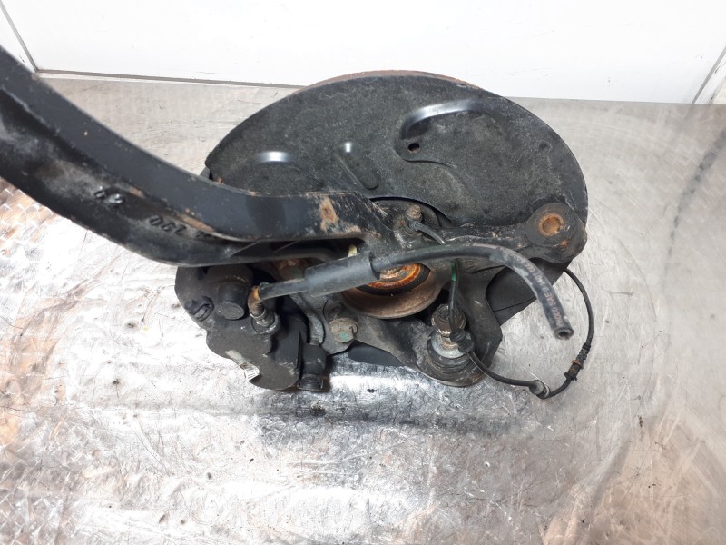 Recambio de mangueta delantera izquierda para mercedes-benz clase r (w251) 320 cdi (251.022) referencia OEM IAM C2060644  