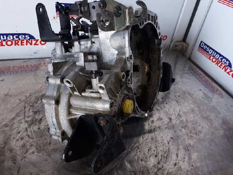 Recambio de caja cambios para hyundai accent (lc) crdi gl referencia OEM IAM J52073  