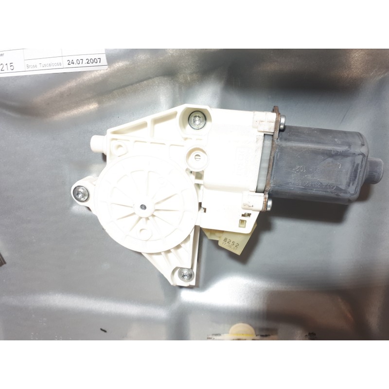 Recambio de elevalunas delantero derecho para mercedes-benz clase r (w251) 320 cdi (251.022) referencia OEM IAM A1648203885  