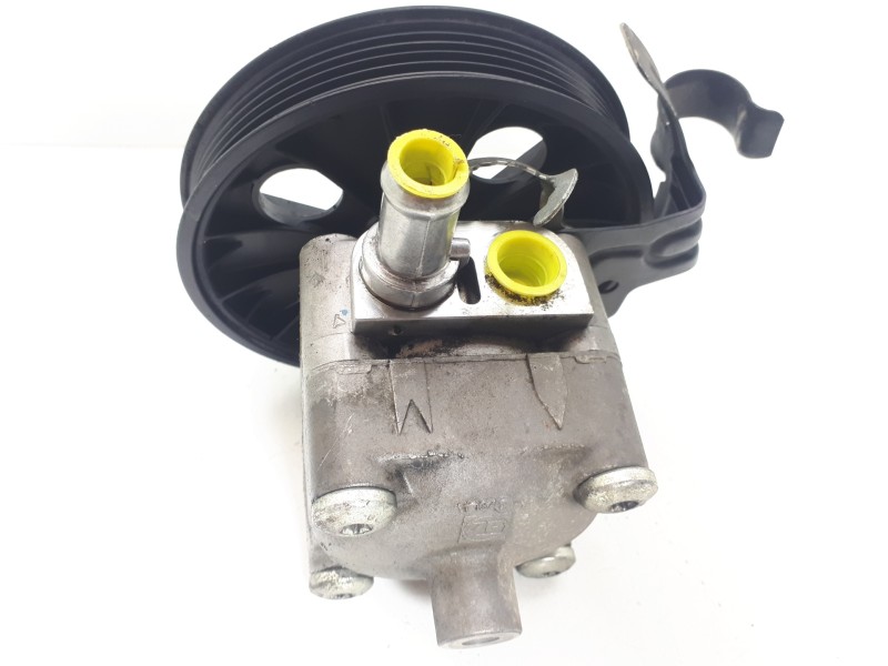 Recambio de bomba direccion para volvo s60 berlina 2.4 d referencia OEM IAM 8683376 7613955139 