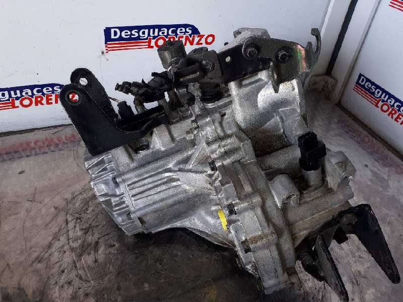 Recambio de caja cambios para hyundai accent (lc) crdi gl referencia OEM IAM J52073  