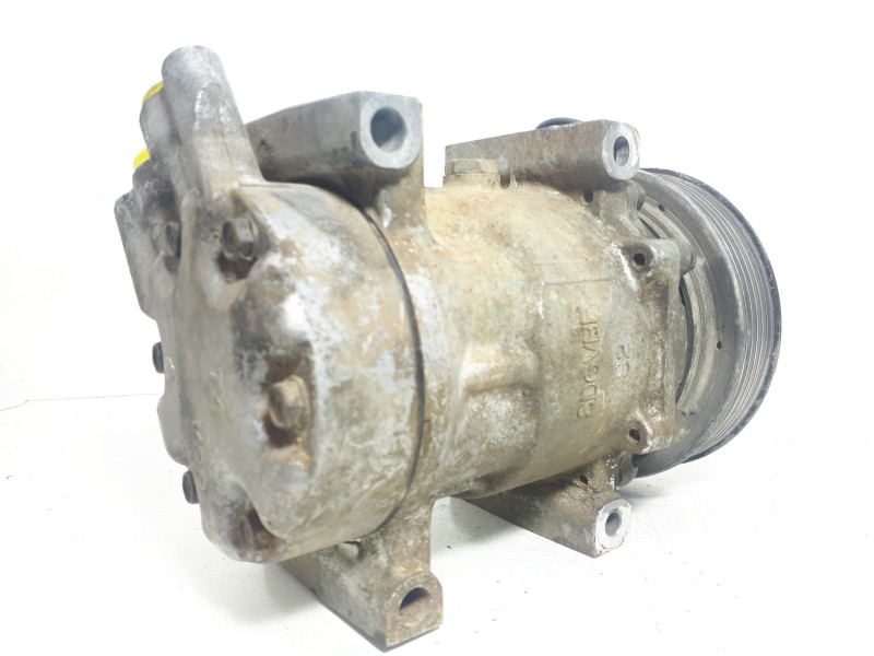 Recambio de compresor aire acondicionado para renault kangoo (f/kc0) alize referencia OEM IAM 7700111235 1417G 