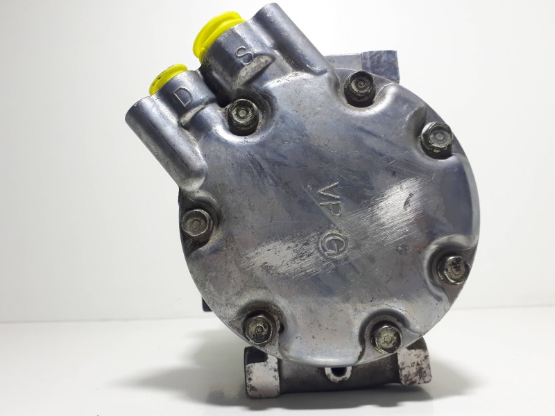 Recambio de compresor aire acondicionado para dacia logan ambiance referencia OEM IAM 8200117767 1177A 