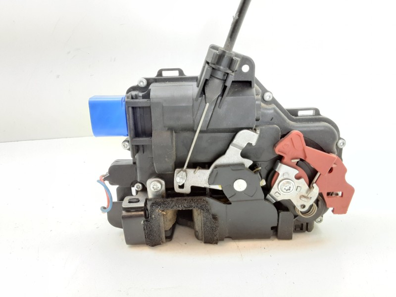 Recambio de cerradura puerta delantera derecha para skoda fabia (5j2 ) spirit referencia OEM IAM 3B1837016CE  