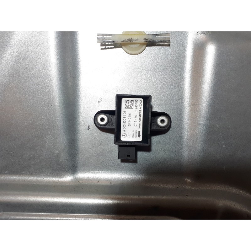 Recambio de elevalunas delantero derecho para mercedes-benz clase r (w251) 320 cdi (251.022) referencia OEM IAM A1648203885  