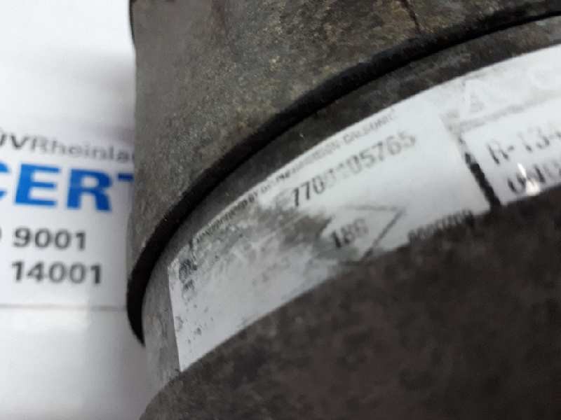 Recambio de compresor aire acondicionado para renault megane i fase 2 berlina (ba0) 1.9 d rt referencia OEM IAM 7700105765  