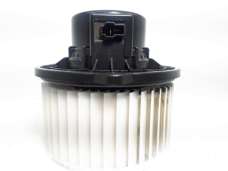 Recambio de motor calefaccion para kia ceed business referencia OEM IAM EB1D1NXJAA  