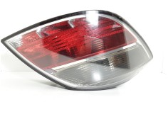Recambio de piloto trasero derecho para opel astra h ber. cosmo referencia OEM IAM 93190306 495056087