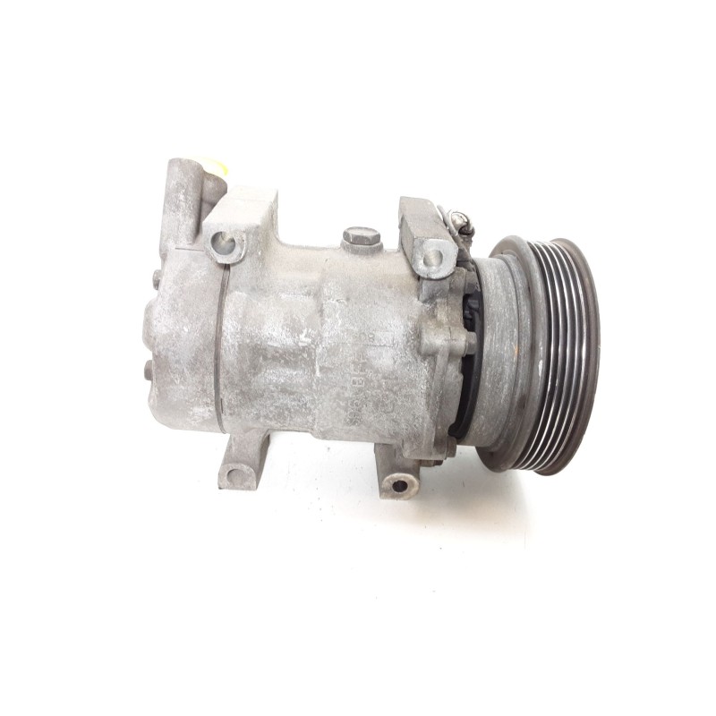 Recambio de compresor aire acondicionado para renault clio ii fase ii (b/cb0) societe generique referencia OEM IAM 7700273801  1