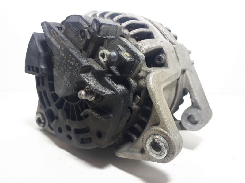Recambio de alternador para opel astra h berlina enjoy referencia OEM IAM 13156053 0124425028 120A