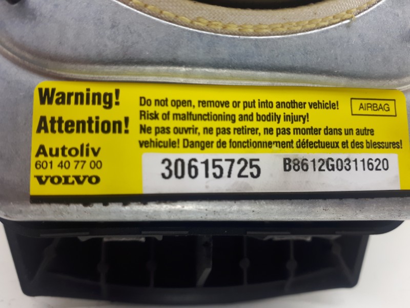 Recambio de airbag delantero izquierdo para volvo v50 familiar 2.0 d kinetic referencia OEM IAM 30615725 B8612G0311620 601407700