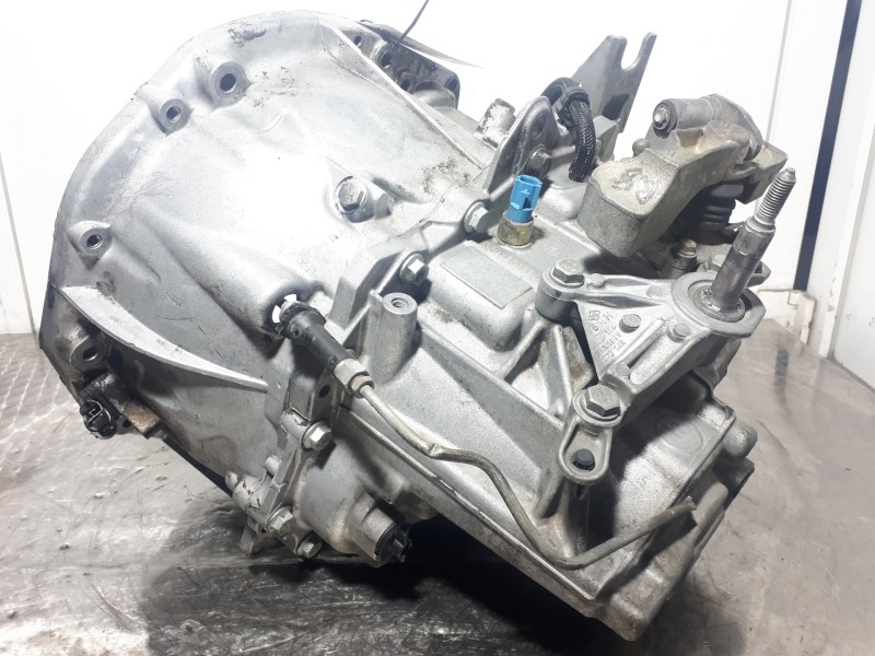 Recambio de caja cambios para renault scenic ii i- music referencia OEM IAM ND0002  