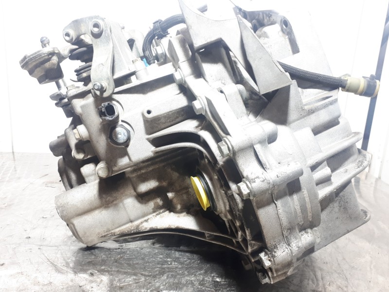 Recambio de caja cambios para renault scenic ii i- music referencia OEM IAM ND0002  