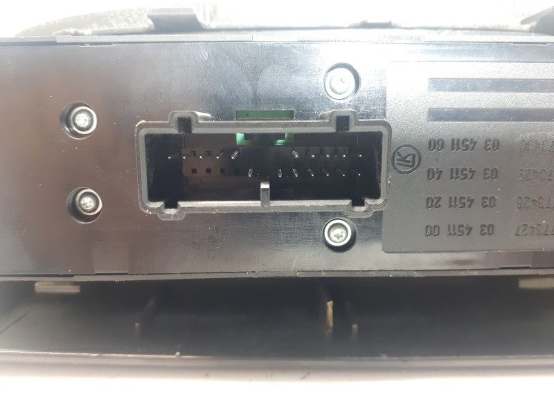 Recambio de mando elevalunas delantero izquierdo para volvo v50 familiar 2.0 d kinetic referencia OEM IAM 30773427  